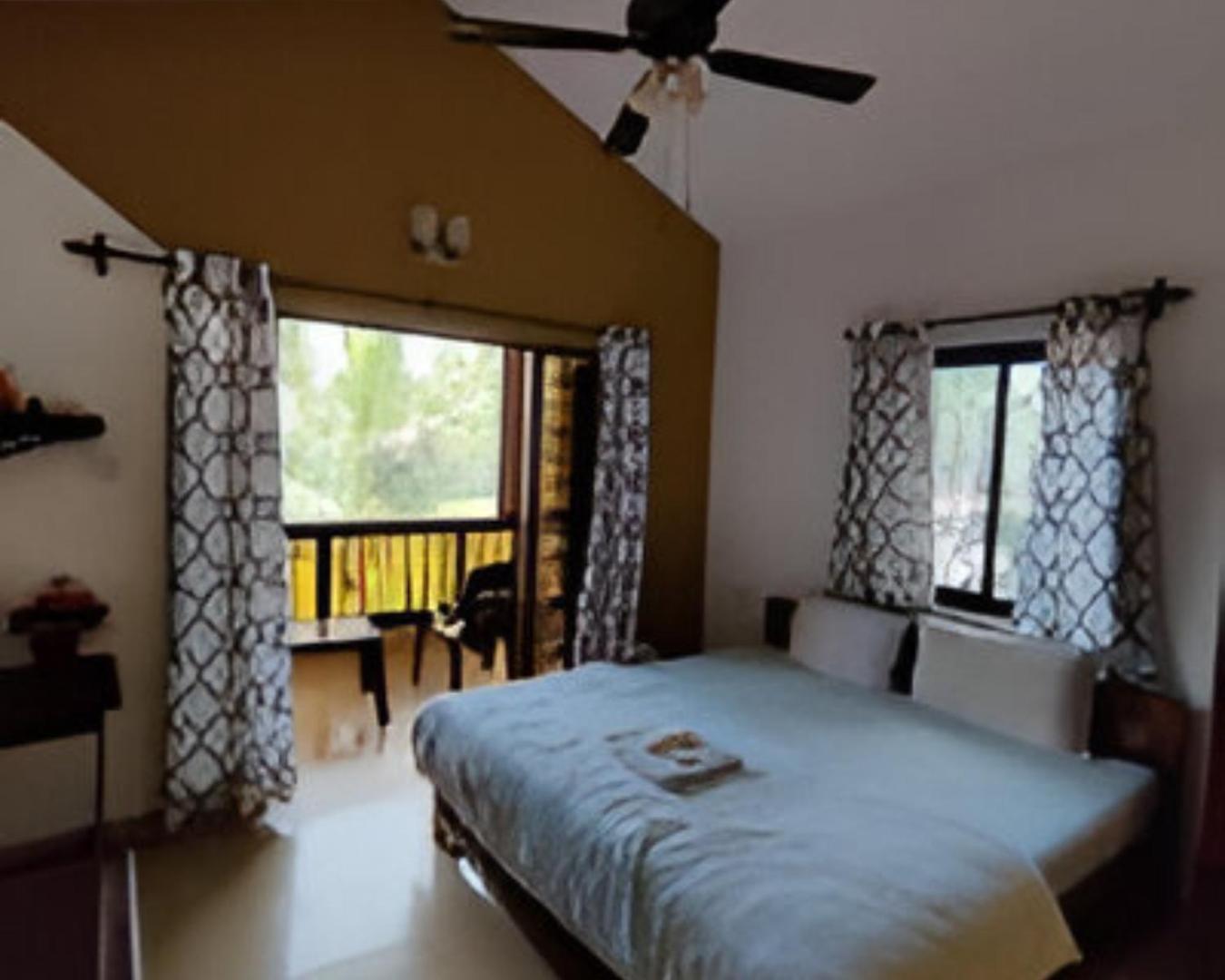 Ronne'S 2Bhk Lagoon Apartment -Calangute Kültér fotó