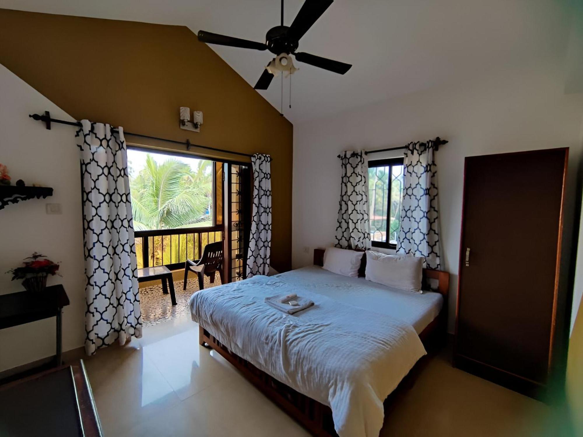 Ronne'S 2Bhk Lagoon Apartment -Calangute Kültér fotó