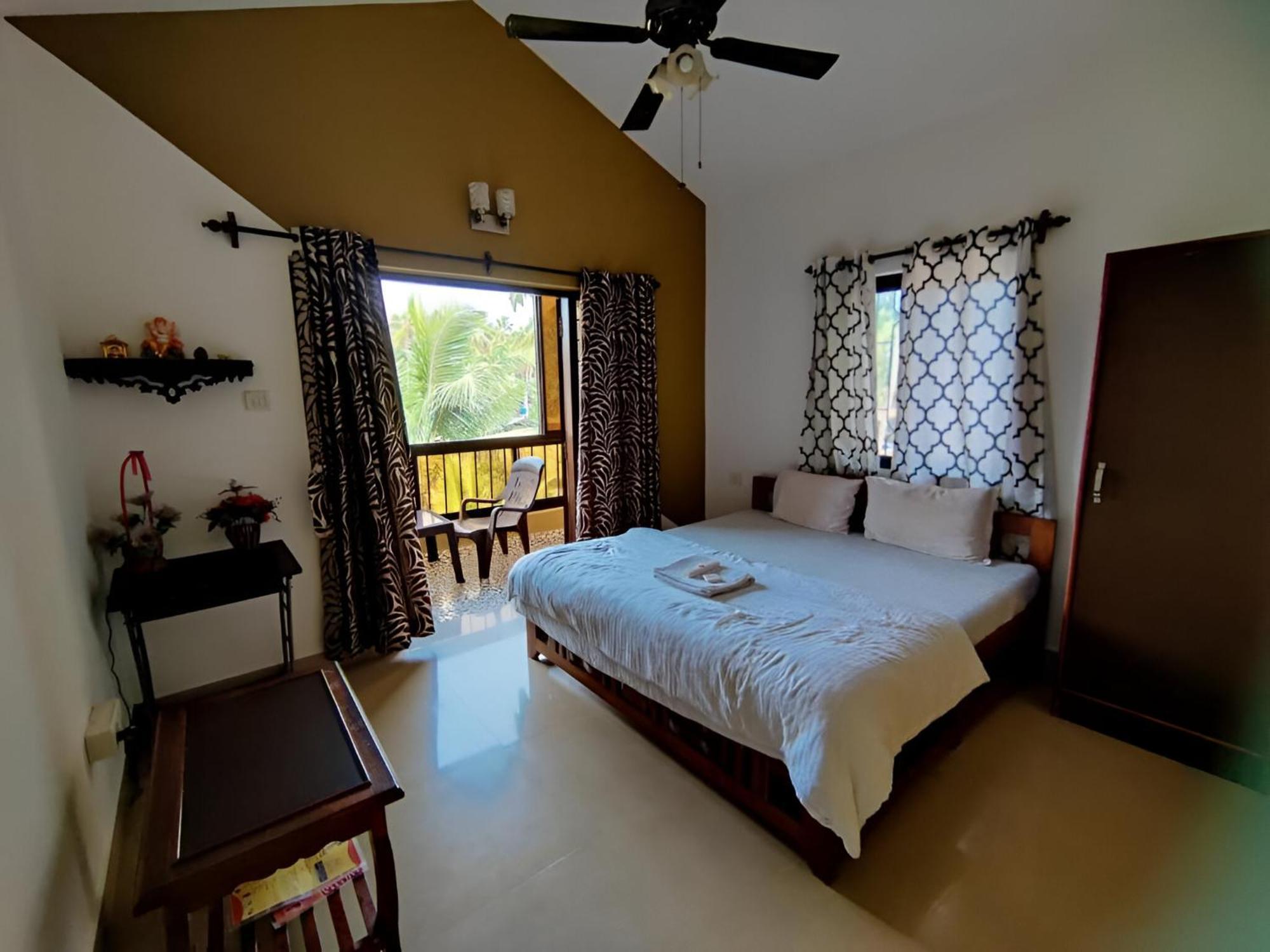 Ronne'S 2Bhk Lagoon Apartment -Calangute Kültér fotó